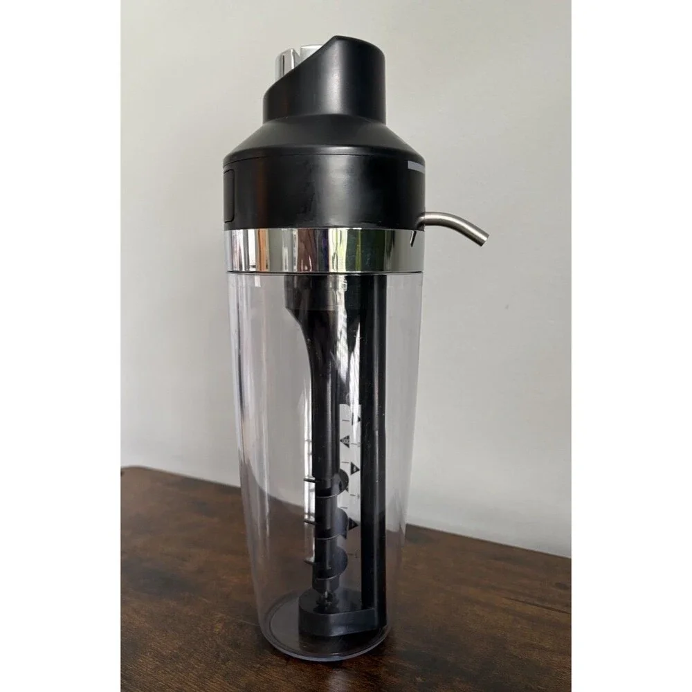 Brookstone Cocktail Master Automatic Drink Mixer and Pourer Holds 21 oz Battery